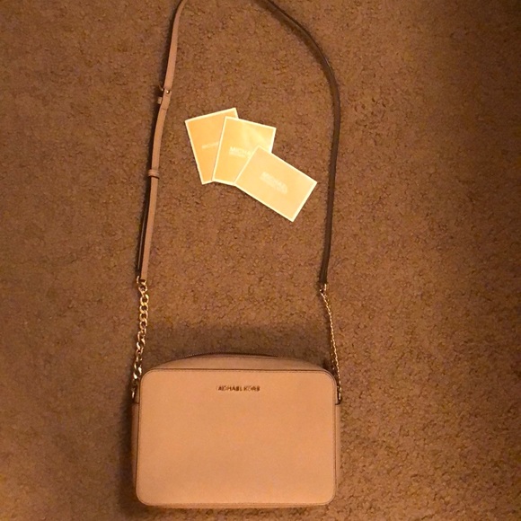 Michael Kors Bag - Picture 2 of 7